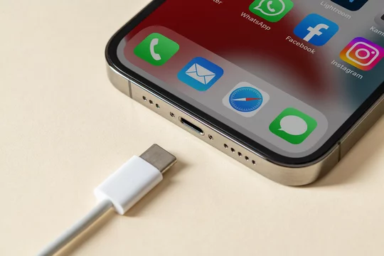 Замена разъема зарядки на iPhone в Краснодаре